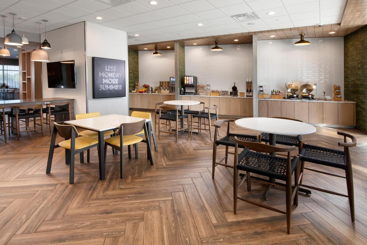 Fairfield By Marriott Inn & Suites Dallas East エクステリア 写真