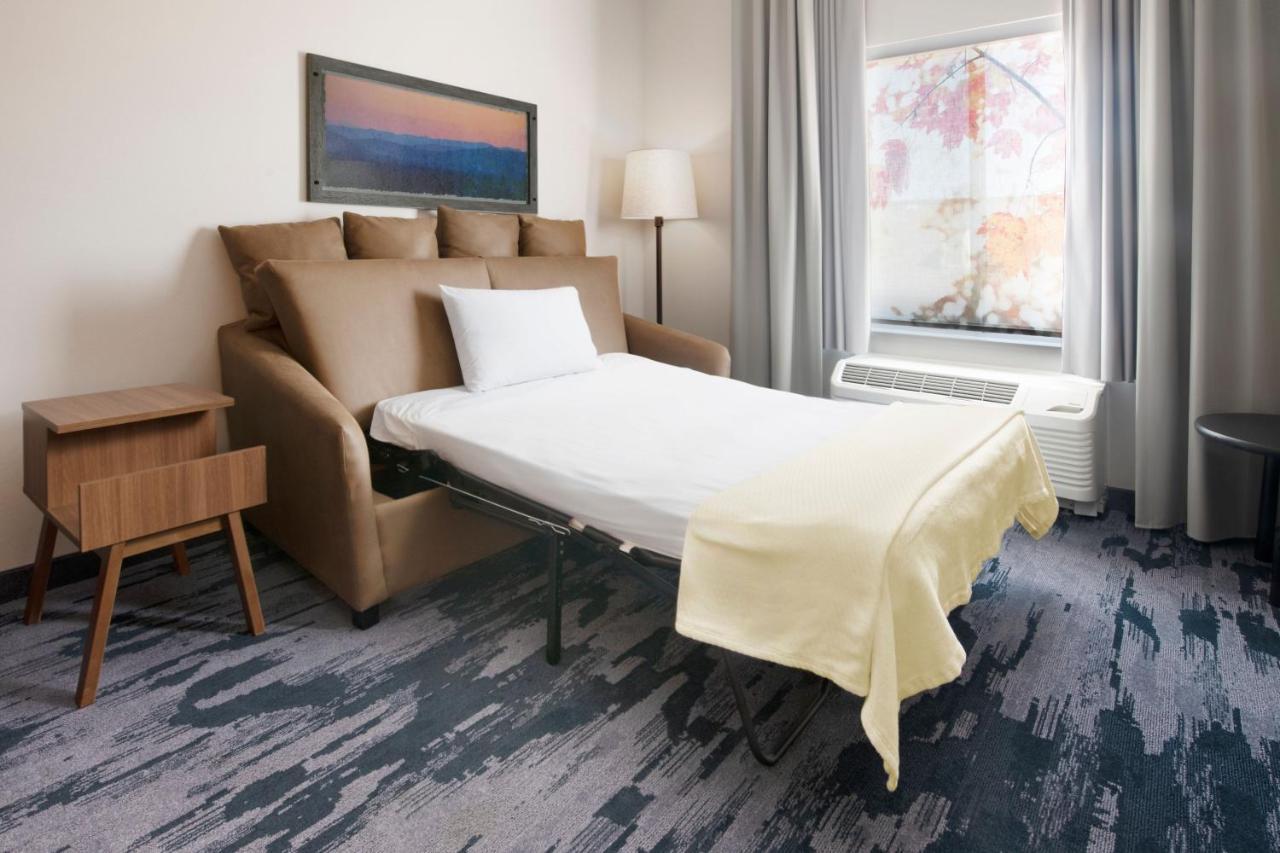 Fairfield By Marriott Inn & Suites Dallas East エクステリア 写真